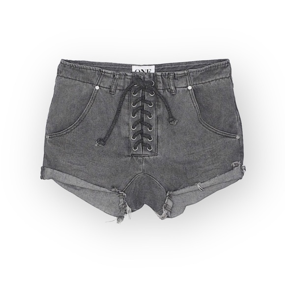 new One Teaspoon ♐︎ Superfreaks Lace Up Denim Short ♐︎ Phantom Dirty Black ♐︎ 24 - Picture 1 of 16